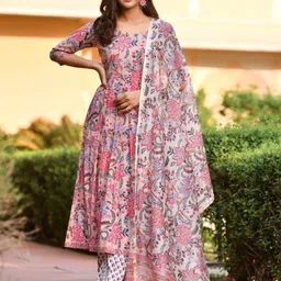 SZN Women Pink Cotton Blend Kurta Sets-picture-26