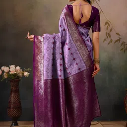 luchila Printed Geometric Zari Patola Saree image 2