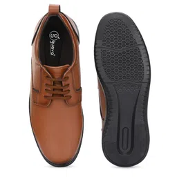 Guava Men Feather Walk Lace-Up Light Weight Derbys image 3