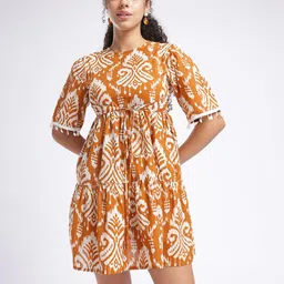 fusion by glitchez Ethnic Motifs Printed Styled Back Tiered A-Line Dress image 3