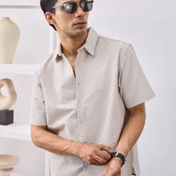 UNSTD Men Relaxed New Fit Textured Spread Collar Cotton Casual Shirt-image-82