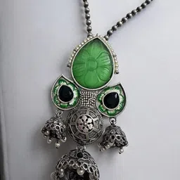 Sangria German Silver-Plated Stone-Studded & Beaded Jewellery Set image 4