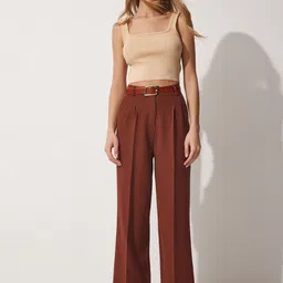 Happiness istanbul Women Regular Fit Mid-Rise Cotton Pleated Parallel Trousers-image-58