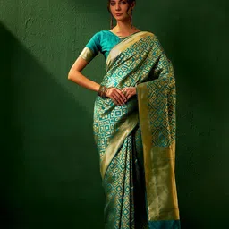 DIVASTRI Woven Design Zari Banarasi Saree-picture-18