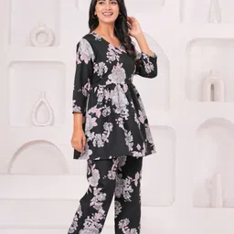 asfebrics Top Pant Co-ords Set image 3