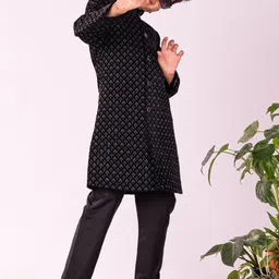 VASTRAMAY Boys Embroidered Sherwani Set image 5