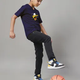 Friskers Boys Graphic Printed Slim Fit Pure Cotton T-Shirt image 2