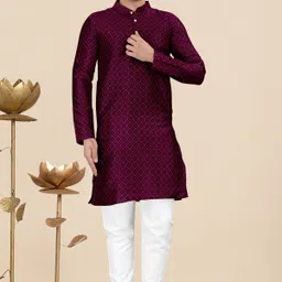 fabwax Men Self Design Cotton Silk Straight Kurta image 3