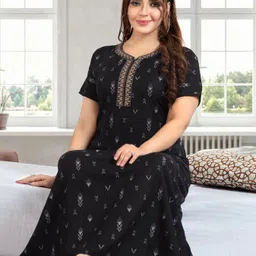 bailey sells Women Nighty-picture-16