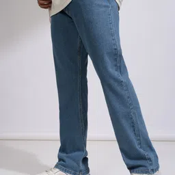 highlander Men Regular Mid Rise Light Blue Jeans image 4