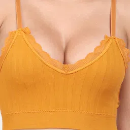 Amour Secret Pack Of 3 Lightly Padded Non-Wired Workout Bra image 2