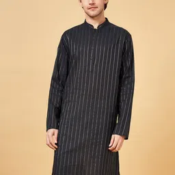 indus route by Pantaloons Men Striped Flared Sleeves Thread Work Dobby Kurta image 2