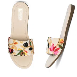 faishstar Women Flats Sandal image 5