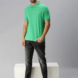 ONN Men Green Polo Collar T-shirt image 4
