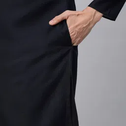 Manthan Men Navy Blue Solid Kurta image 2