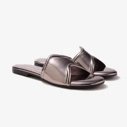 pair-ie tales Women Flats Sandal image 2