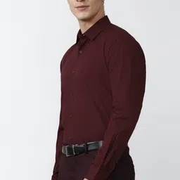 peter england Men Regular Fit Solid Formal Shirt image 4