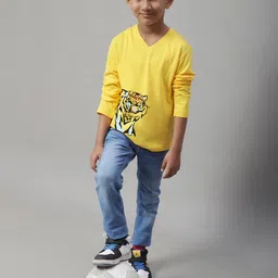 Friskers Boys Graphic Printed V-Neck Slim Fit Pure Cotton Casual T-shirt image 3
