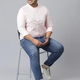 Instafab Plus Men Pink Classic Opaque Casual Shirt image 3