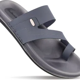 walkaroo Men Sandal-picture-32