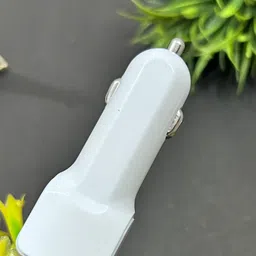 go quick 17 W Turbo Car Charger image 3