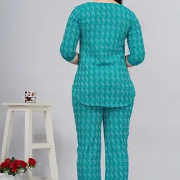 77taj7 Top Pant Co-ords Set image 2