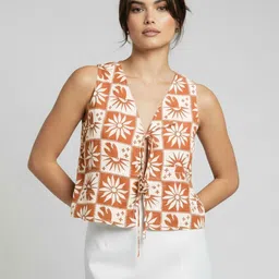 glitchez Casual Regular Sleeves Printed Women Beige, White Top-picture-13