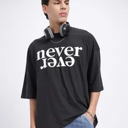 glitchez So Eye-Catching Typo Drop-Shoulder Sleeves Oversized T-shirt-picture-30