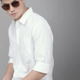 Roadster Men White Regular Fit Solid Casual Shirt-picture-32