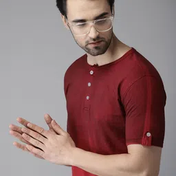 Campus Sutra Men Maroon Ombre-Dyed Henley Neck Pure Cotton T-shirt-image-0