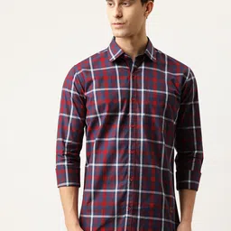 Campus Sutra Men Maroon & Navy Blue Regular Fit Checked Casual Shirt-picture-18