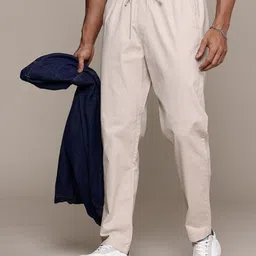 The Roadster Lifestyle Co. Men Relaxed Cotton Linen Trousers-image-11