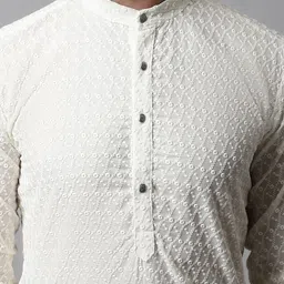 Jompers Men Off-White Embroidered Kurta with Churidar image 4