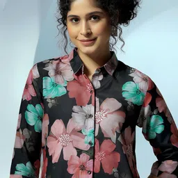 Libas Floral Printed Shirt With Trousers Co-Ords image 3