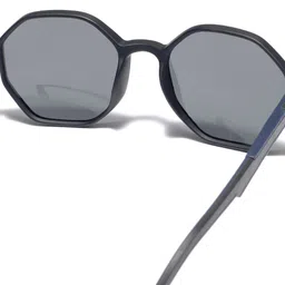 Carlton London Men Sunglasses with Polarised and UV Protected Lens image 2