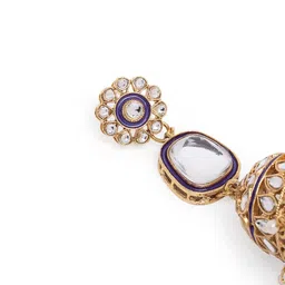 Peora Gold-Plated Kundan & Beads Studded Jewellery Set image 2