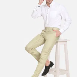 Sam and Jack Men Beige Smart Chambray Formal Trousers image 4