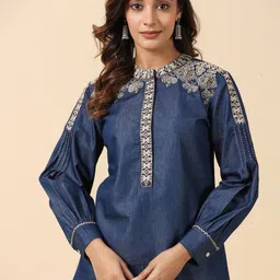SAVI Summer Trendy Thread Work Top With Trousers image 4