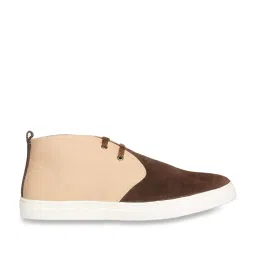 Bata Men's Brown Chukka Boots image 2