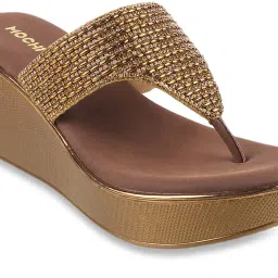 Mochi Women's Antique Gold Thong Wedges image 3