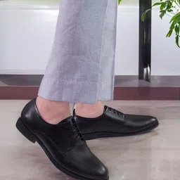 rishXation Men Leather Formal Derbys image 2