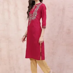 Rangriti Magenta Printed Straight Kurta image 3