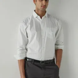 Reid & Taylor White & Pista Cotton Regular Fit Striped Shirt image 4