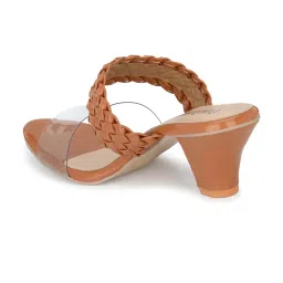 Clog London Women's Tan Casual Sandals image 5
