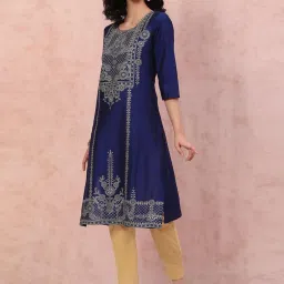Rangriti Blue Printed Straight Kurta image 3