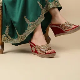 Gulmeren Embellished Party Wedge Sandals-picture-29