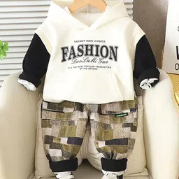 StyleCast x Revolte Boys Printed T-shirt with Trousers-picture-13
