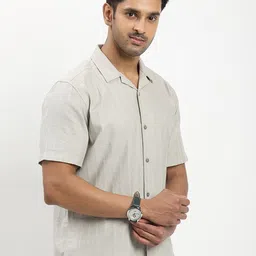 Indian Terrain Men Classic Slim Fit Textured Cuban Collar Cotton Casual Shirt image 2