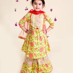 Pspeaches Floral Print Three Fourth Sleeves Kurta With Sharara & Dupatta - Yellow-picture-40