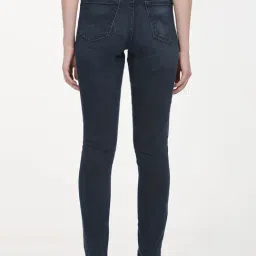 Levi's Women's High Rise 721 Skinny Navy Jeans image 2